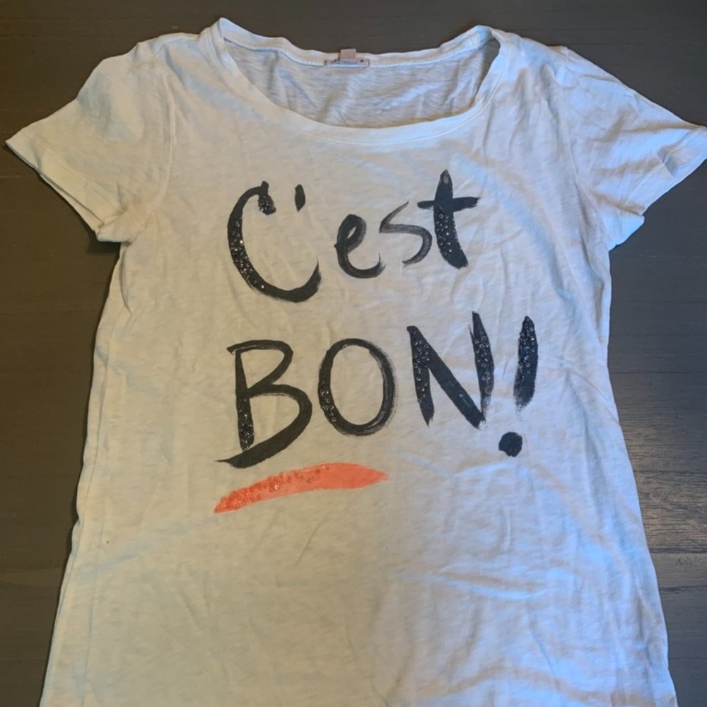 🔥 3/$15 🔥 C'est Bon T-shirt